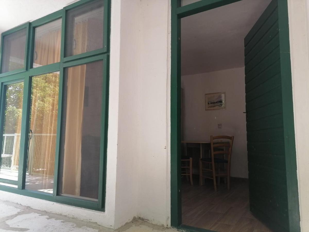 Apartman Milica Golubic  外观 照片